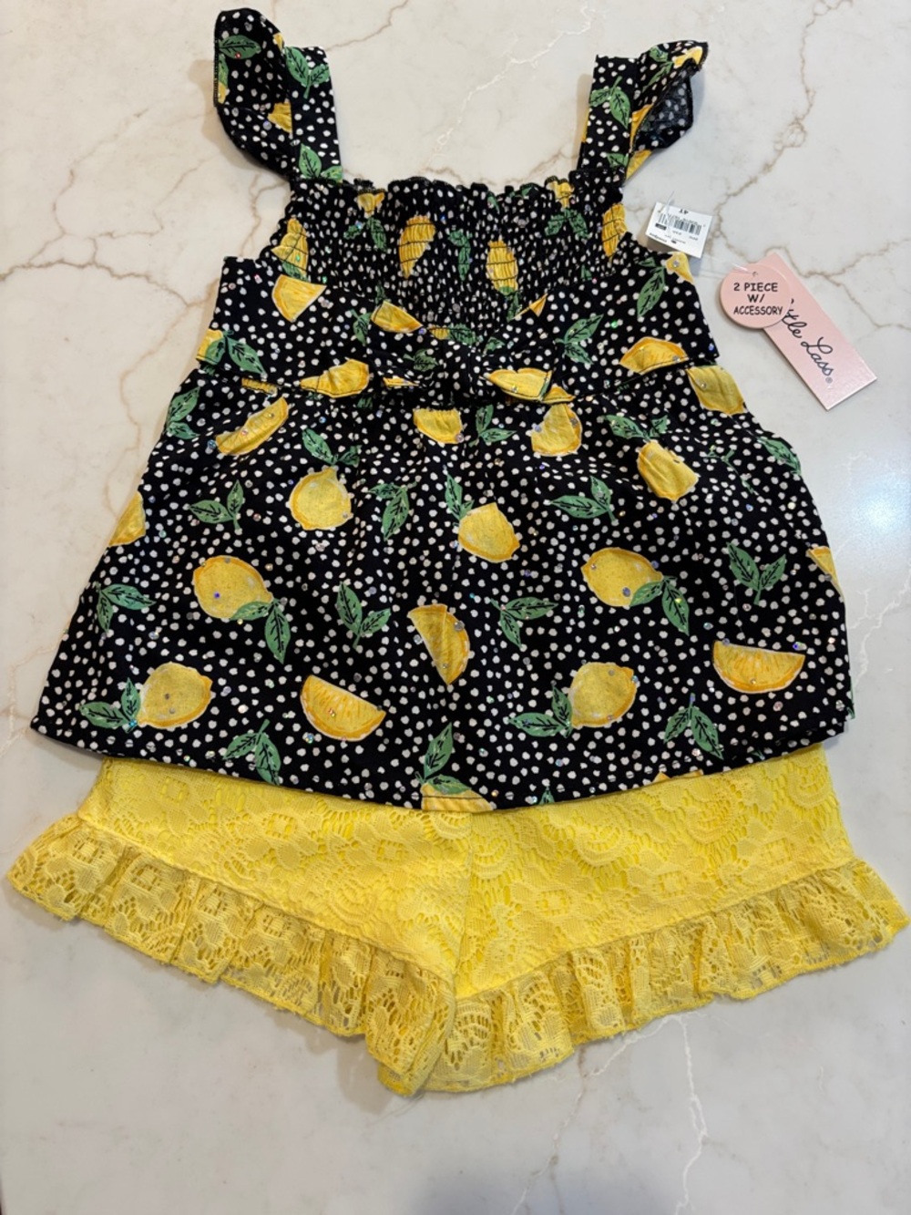 Little Lass Two-piece Smocked Top and Lace Shorts Set 4T NWT